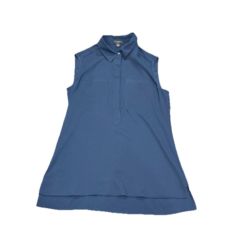 Ann Taylor Women Sleeveless Blouse Blue Size XS Front Pockets Collar Button